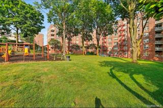 333 Bronx Rive Road #707 #707, Yonkers, NY 10704