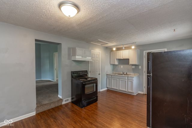 2808 W 10th Street, Indianapolis, IN 46222