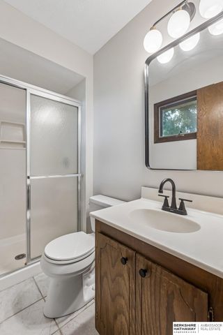 4924 N 117th Circle, Omaha, NE 68164