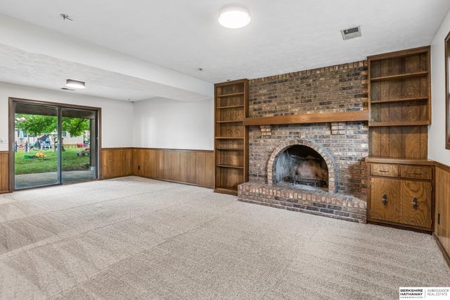 4924 N 117th Circle, Omaha, NE 68164