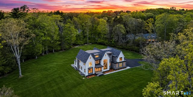 1 Twin Oaks Lane, Westport, CT 06880