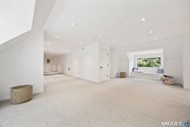 1 Twin Oaks Lane, Westport, CT 06880