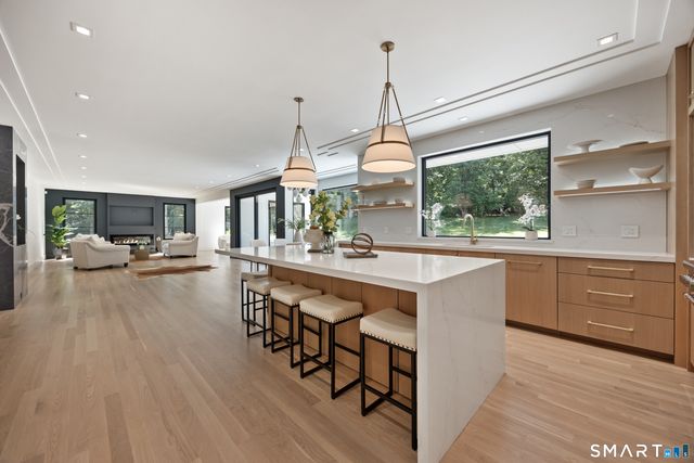 1 Twin Oaks Lane, Westport, CT 06880