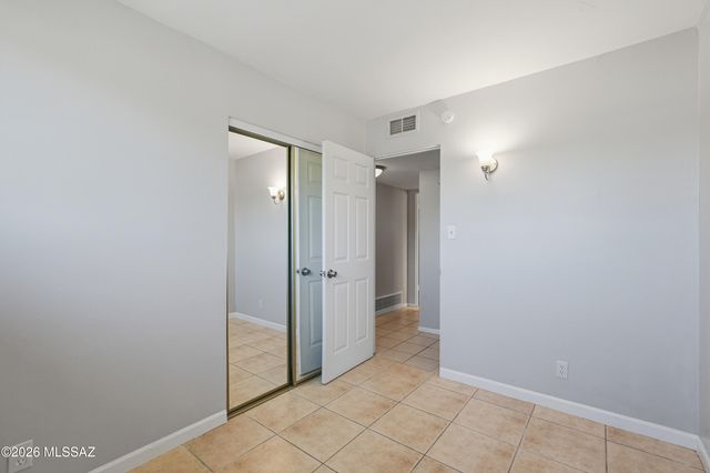 210 S Alandale Place, Tucson, AZ 85710