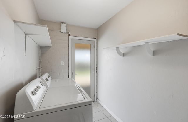 210 S Alandale Place, Tucson, AZ 85710