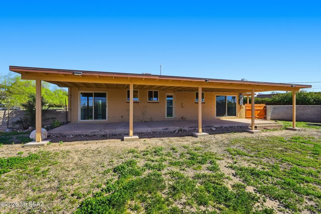 210 S Alandale Place, Tucson, AZ 85710