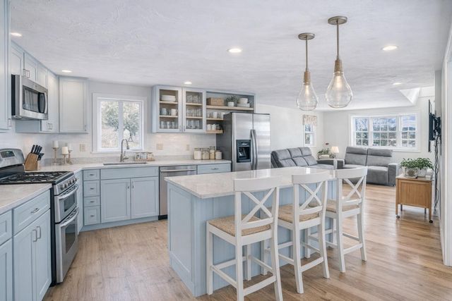 704 State Highway, Eastham, MA 02642