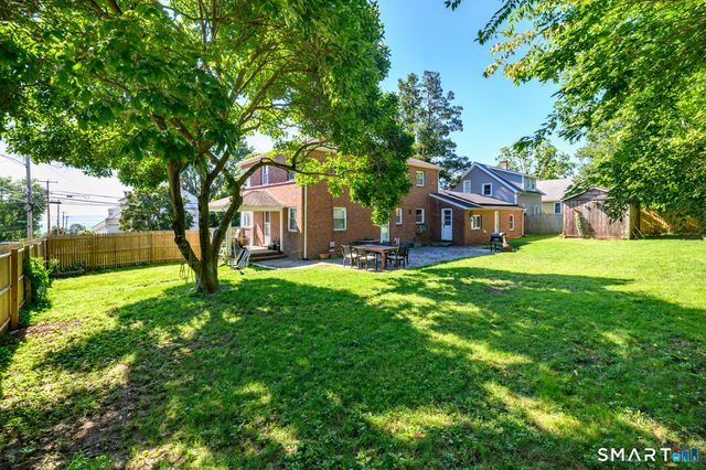 210 Highland Avenue, West Haven, CT 06516