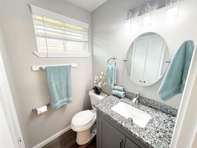 307 Bellmar Lane, Friendswood, TX 77546