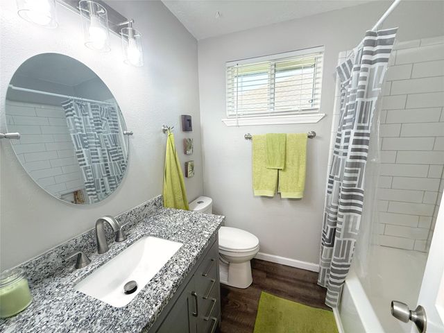 307 Bellmar Lane, Friendswood, TX 77546