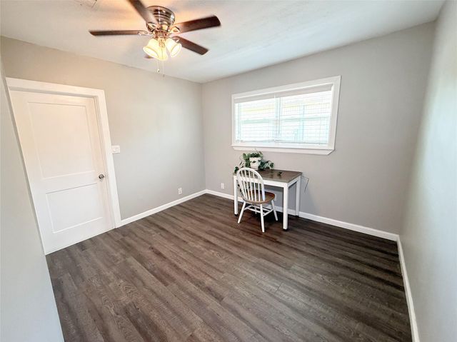 307 Bellmar Lane, Friendswood, TX 77546