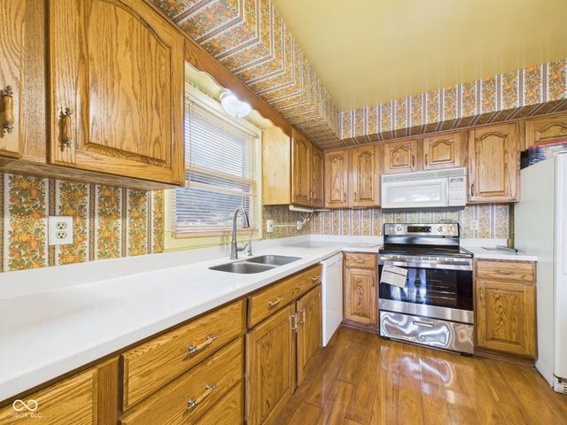10301 N Delaware Street, Carmel, IN 46280