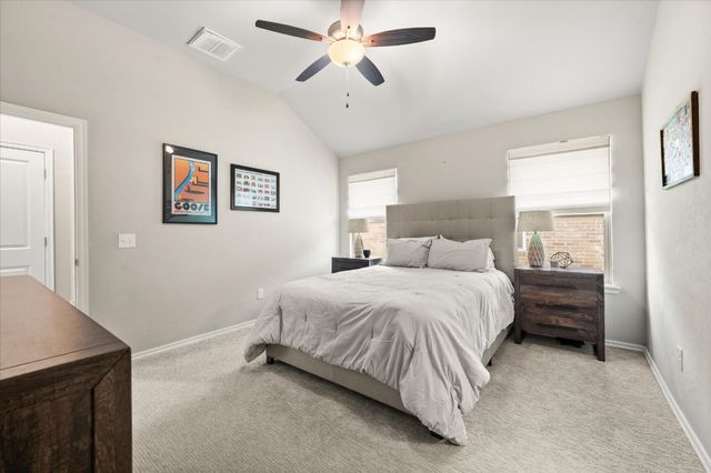 19616 Brookville Drive, Edmond, OK 73012
