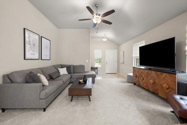 19616 Brookville Drive, Edmond, OK 73012