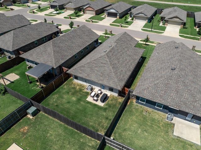 19616 Brookville Drive, Edmond, OK 73012