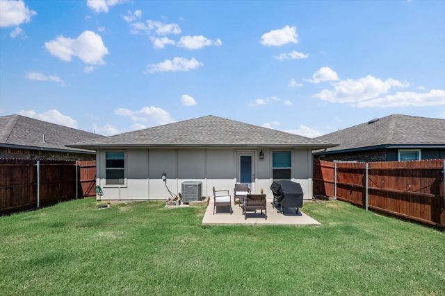19616 Brookville Drive, Edmond, OK 73012