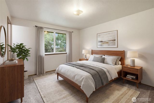 35311 19th Avenue SW, Federal Way, WA 98023