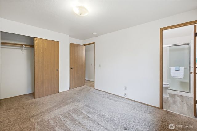 35311 19th Avenue SW, Federal Way, WA 98023