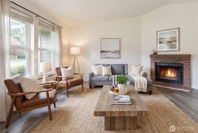 35311 19th Avenue SW, Federal Way, WA 98023