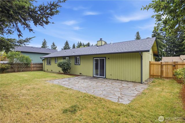 35311 19th Avenue SW, Federal Way, WA 98023