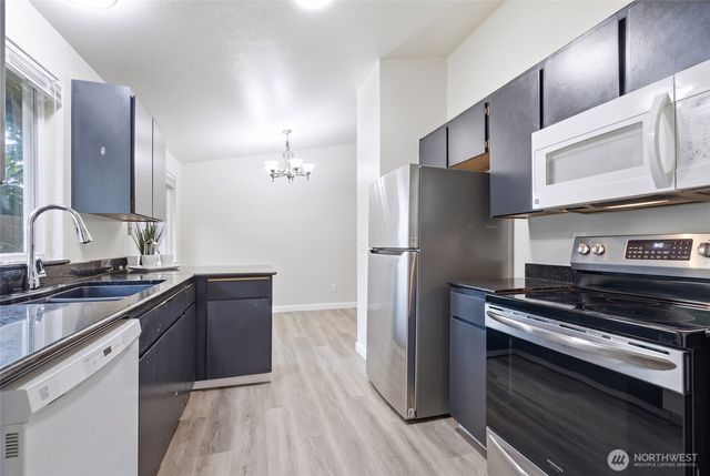35311 19th Avenue SW, Federal Way, WA 98023