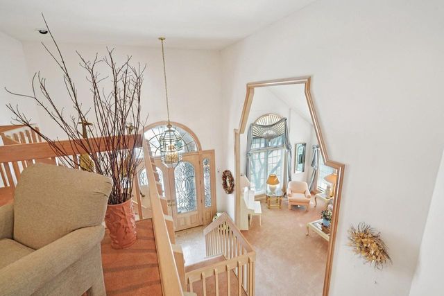 4555 Edington LANE, Brookfield, WI 53045