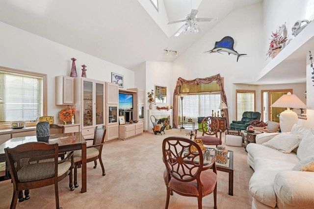 4555 Edington LANE, Brookfield, WI 53045