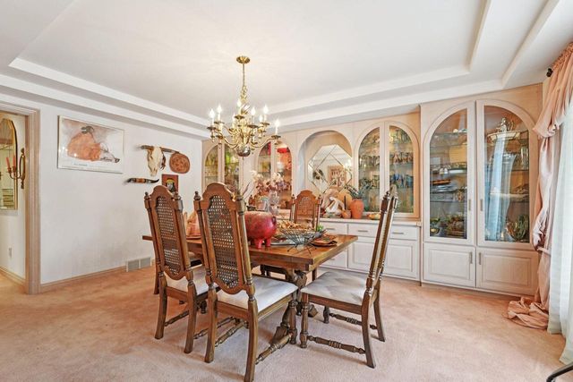 4555 Edington LANE, Brookfield, WI 53045