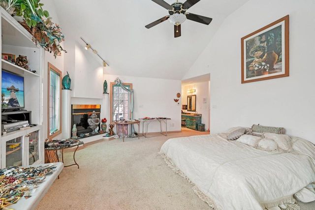 4555 Edington LANE, Brookfield, WI 53045