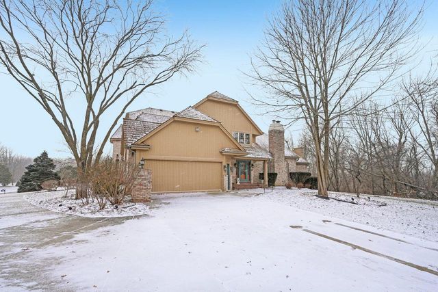 4555 Edington LANE, Brookfield, WI 53045