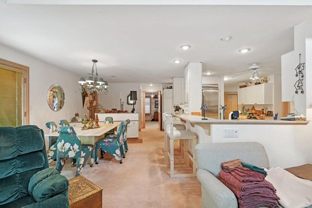 4555 Edington LANE, Brookfield, WI 53045