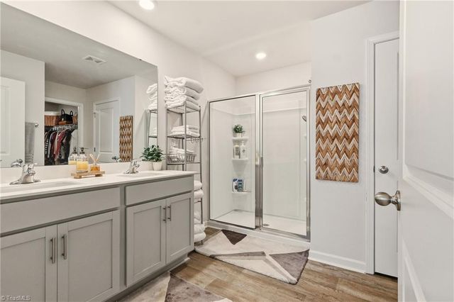 141 Emma Court, Lexington, NC 27295