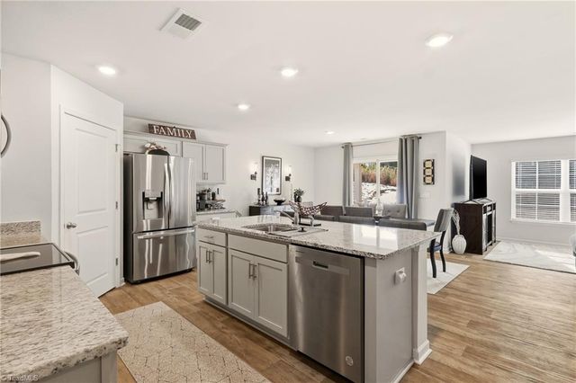 141 Emma Court, Lexington, NC 27295