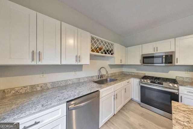 2057 Pinnacle Pointe Drive, Norcross, GA 30071