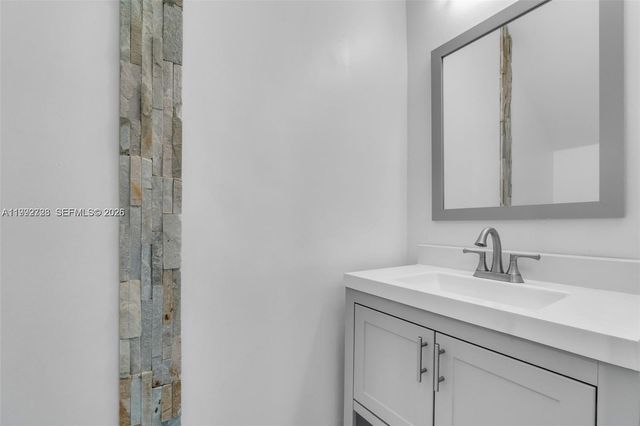 1720 NE 33rd Ave 104-5, Homestead, FL 33033