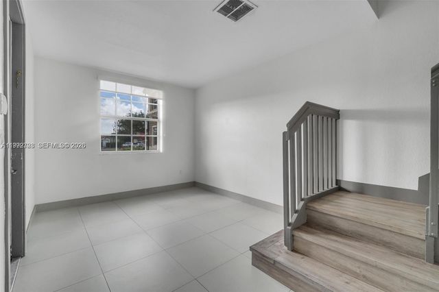 1720 NE 33rd Ave 104-5, Homestead, FL 33033