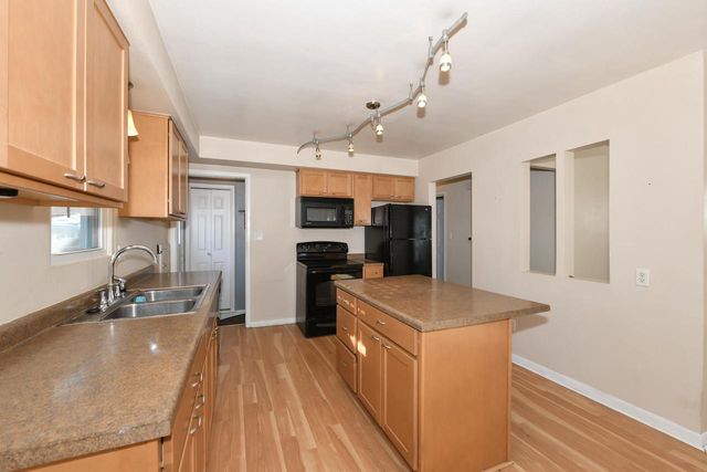 3819 S 53rd STREET, Milwaukee, WI 53220