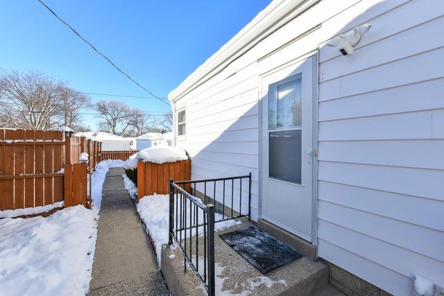 3819 S 53rd STREET, Milwaukee, WI 53220