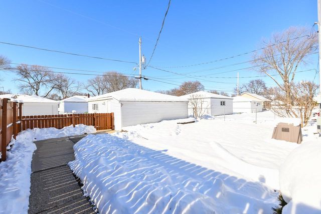 3819 S 53rd STREET, Milwaukee, WI 53220