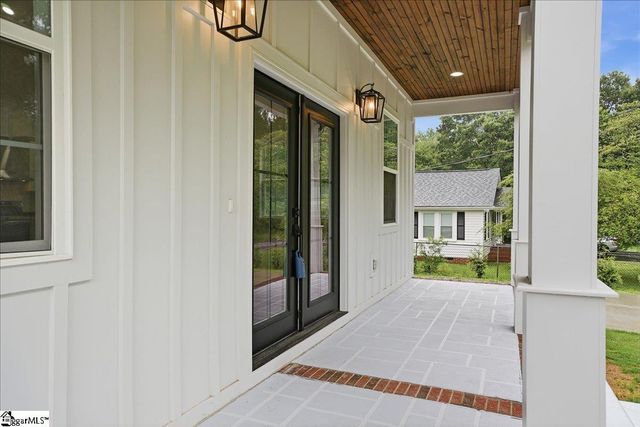 103 Perry Avenue, Simpsonville, SC 29681