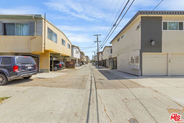 3602 Keystone Avenue, Los Angeles, CA 90034