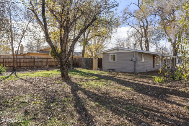 97 Prater Way, Sparks, NV 89431