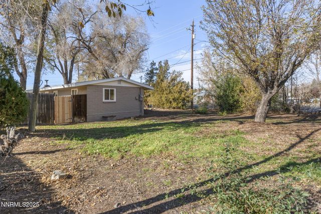 97 Prater Way, Sparks, NV 89431
