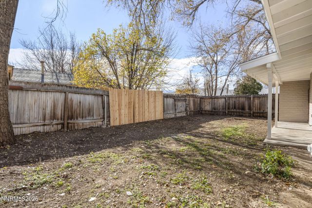 97 Prater Way, Sparks, NV 89431