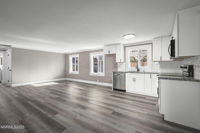 97 Prater Way, Sparks, NV 89431