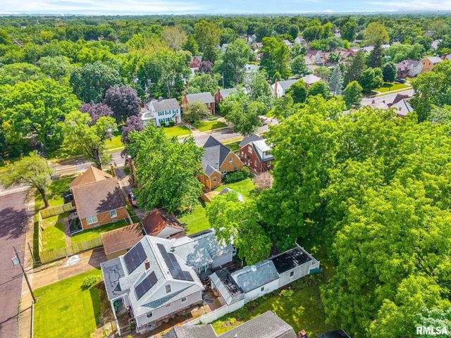 405 W FORREST HILL Avenue, Peoria, IL 61604