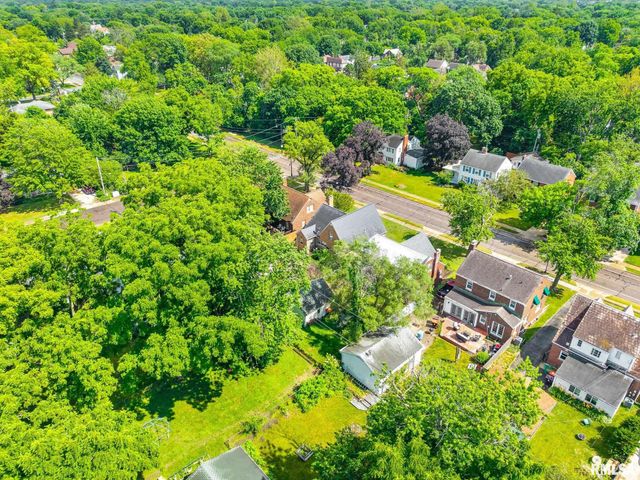 405 W FORREST HILL Avenue, Peoria, IL 61604