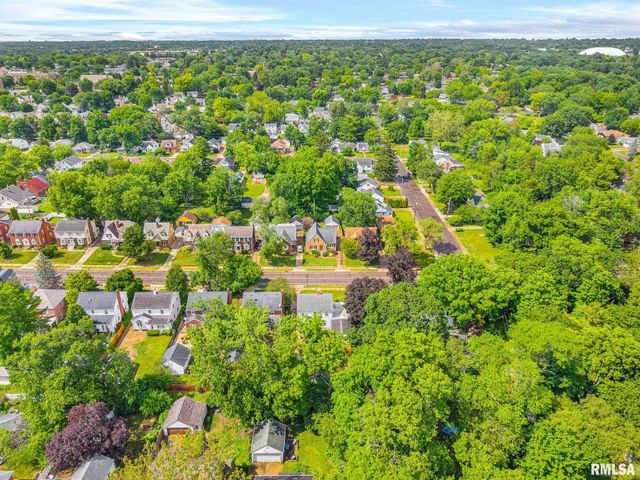 405 W FORREST HILL Avenue, Peoria, IL 61604