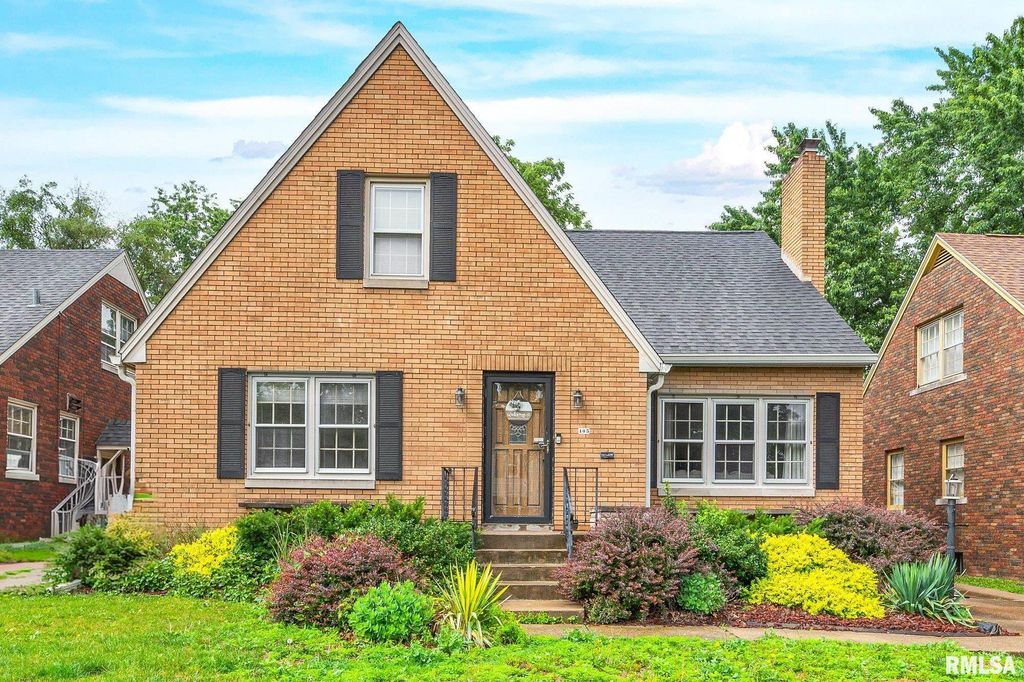 405 W FORREST HILL Avenue, Peoria, IL 61604