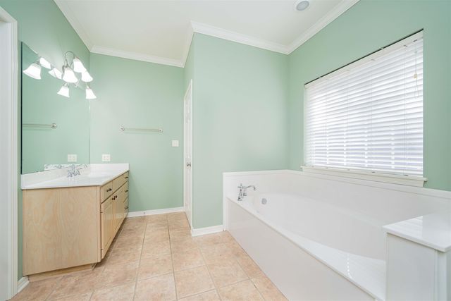 44 Oak Creek Ridge, Longview, TX 75605